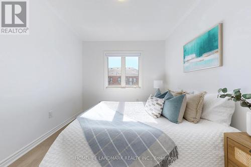 1402 Ripplewood Avenue, Oakville, ON - Indoor Photo Showing Bedroom