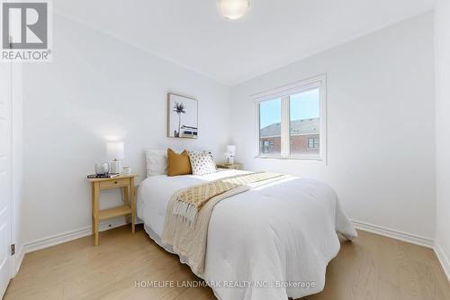 1402 Ripplewood Avenue, Oakville, ON - Indoor Photo Showing Bedroom