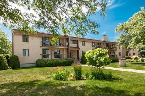 202-580 Rue Marie-Derome  Saint-Jean-Sur-Richelieu, QC J3A 1P7