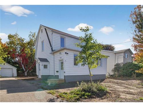 97 Milner ST  Moncton, NB E1E 2S2