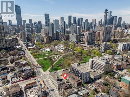 313 Sherbourne Street, Toronto, ON 