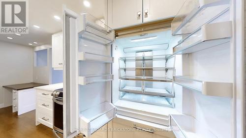 803 - 47 St Clair Avenue W, Toronto, ON - Indoor Photo Showing Other Room