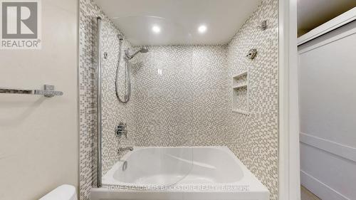 803 - 47 St Clair Avenue W, Toronto, ON - Indoor Photo Showing Bathroom