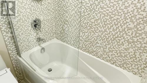 803 - 47 St Clair Avenue W, Toronto, ON - Indoor Photo Showing Bathroom