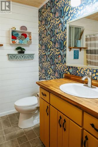 260 Main Street, Traytown, NL - Indoor Photo Showing Bathroom