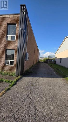 12-18 Clark Street S, Welland (Broadway), ON 