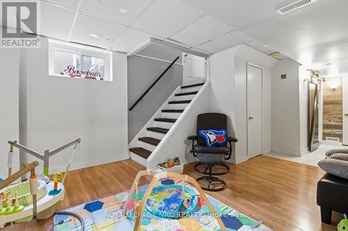 243 Gross Avenue, Welland (Broadway), ON - Indoor