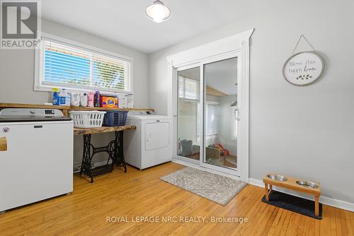 243 Gross Avenue, Welland (Broadway), ON - Indoor Photo Showing Laundry Room