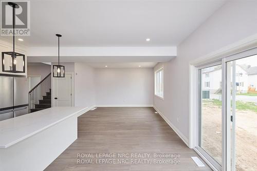 149 Hodgkins Avenue, Thorold (Allanburg/Thorold South), ON - Indoor Photo Showing Other Room