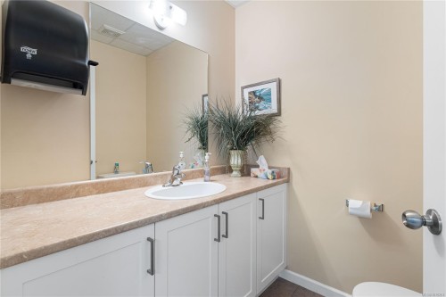 2-180 2Nd Ave West, Qualicum Beach, BC 