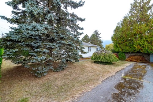 3359 Cowichan Lake Rd, Duncan, BC 