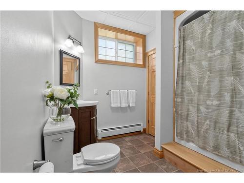 260 Woodbridge St, Fredericton, NB 