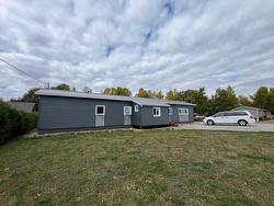 109 Rue Louis-Litalien  Carleton-Sur-Mer, QC G0C 2Z0