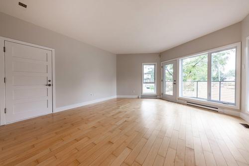 Living room - 101-5030 Boul. Léger, Montréal (Montréal-Nord), QC - Indoor Photo Showing Other Room