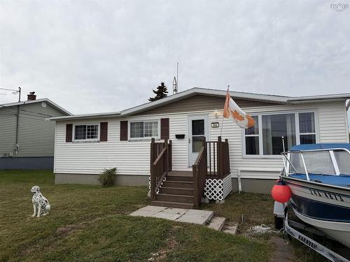 64 Macnamara Drive, Glace Bay, NS 