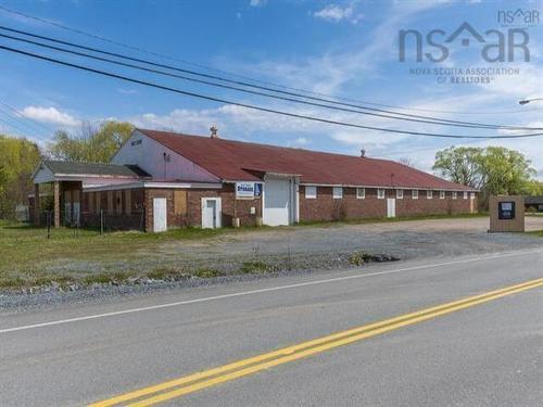 31 Highway 277, East Hants, NS 