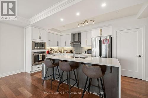 2308 - 505 Talbot Street, London East (East F), ON - Indoor Photo Showing Kitchen With Upgraded Kitchen