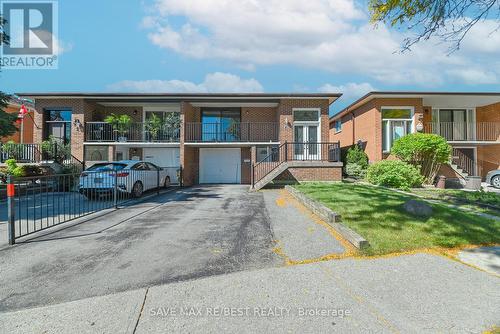 4 PETUNIAS ROAD  Brampton, ON L6V 3G8