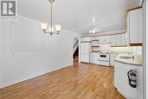 744 Spragge Crescent, Cobourg, ON - Indoor Photo Showing Kitchen With Double Sink