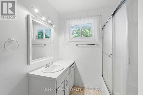 744 Spragge Crescent, Cobourg, ON - Indoor Photo Showing Bathroom