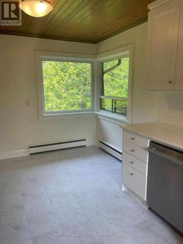 Upper - 239 Ellis Avenue, Toronto, ON 