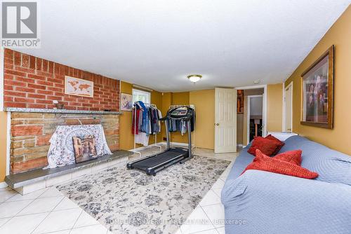 3350 Lehigh Crescent, Mississauga, ON - Indoor Photo Showing Bedroom