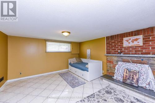 3350 Lehigh Crescent, Mississauga, ON - Indoor