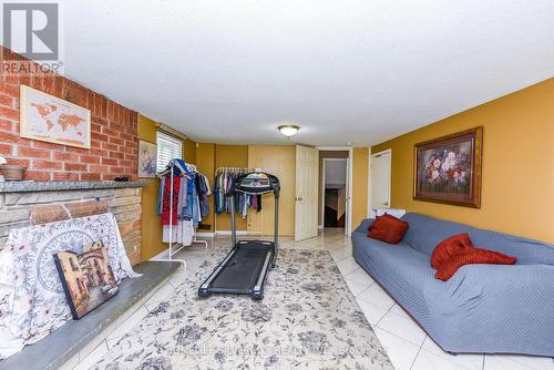 3350 Lehigh Crescent, Mississauga, ON - Indoor