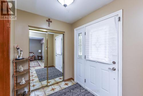 3350 Lehigh Crescent, Mississauga, ON - Indoor Photo Showing Other Room