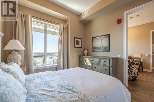 614 - 40 Esplanade Lane, Grimsby, ON - Indoor Photo Showing Bedroom