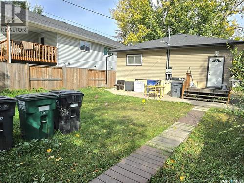 1811 20Th Street W, Saskatoon, SK - Outdoor With Deck Patio Veranda