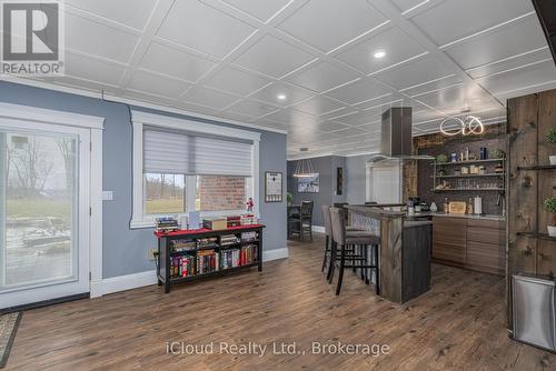9449 Wellington 22 Road, Erin, ON - Indoor