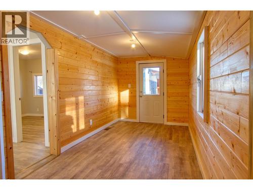 933 Scott Road, 100 Mile House, BC - Indoor Photo Showing Other Room