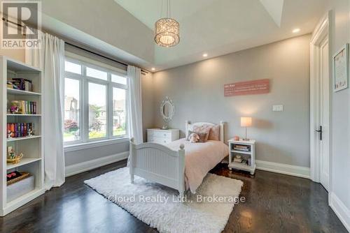 962 Fredonia Drive, Mississauga, ON - Indoor Photo Showing Bedroom
