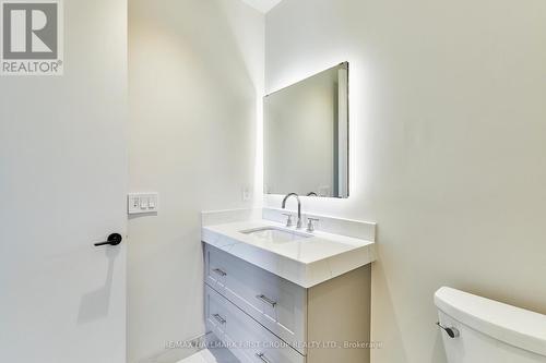 407 - 123 Maurice Drive, Oakville, ON - Indoor Photo Showing Bathroom
