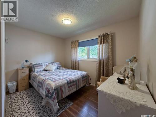 568 Poplar Crescent, Shaunavon, SK - Indoor Photo Showing Bedroom