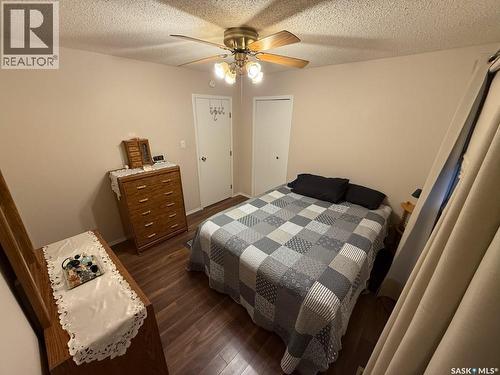 568 Poplar Crescent, Shaunavon, SK - Indoor Photo Showing Bedroom