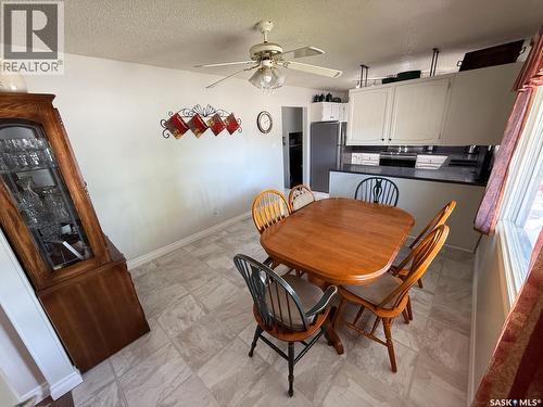 568 Poplar Crescent, Shaunavon, SK - Indoor Photo Showing Dining Room