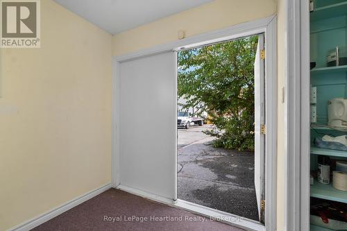 Shipping and Receiving Doors - 36 Newgate Street, Goderich (Goderich (Town)), ON 