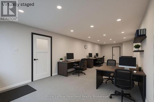 West side potential. - 36 Newgate Street, Goderich (Goderich (Town)), ON 