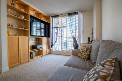 603-835 View St, Victoria, BC - Indoor Photo Showing Living Room