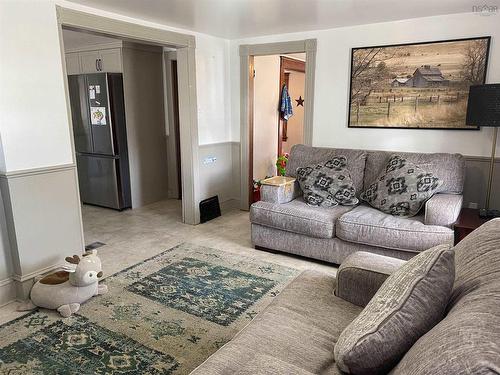 33 Ryland Avenue, Bible Hill, NS 