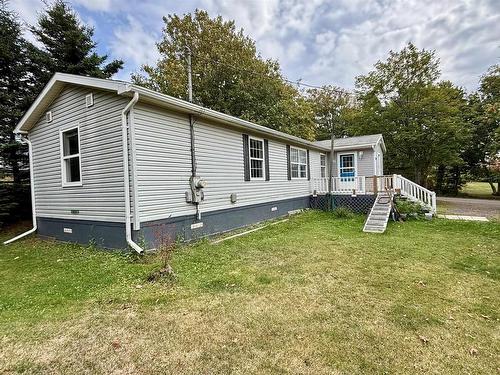 7 Sterns Avenue, Souris, PE 