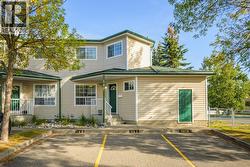 102 3233 MCGILL CRESCENT  Prince George, BC V2N 2T4