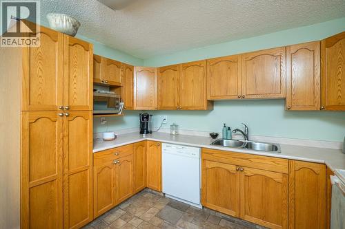 102 3233 Mcgill Crescent, Prince George, BC - Indoor Photo Showing Kitchen With Double Sink