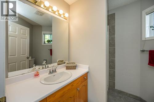 102 3233 Mcgill Crescent, Prince George, BC - Indoor Photo Showing Bathroom