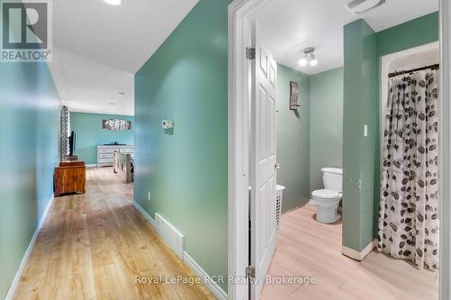 primary suite - 525 Augusta Street, Saugeen Shores, ON - Indoor Photo Showing Bathroom