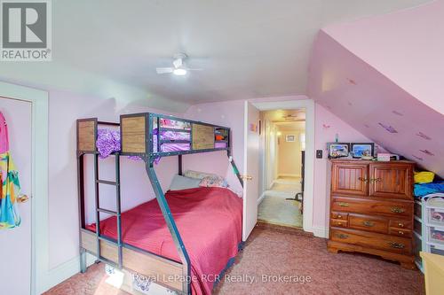 193608 30Th Side Road, West Grey, ON - Indoor Photo Showing Bedroom