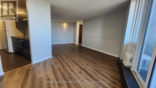1406 - 2020 Jasmine Crescent, Ottawa, ON - Indoor