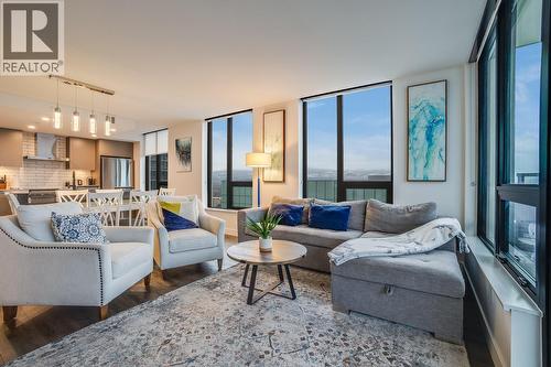 Living room - 1471 St Paul Street Unit# 2203, Kelowna, BC - Indoor Photo Showing Living Room